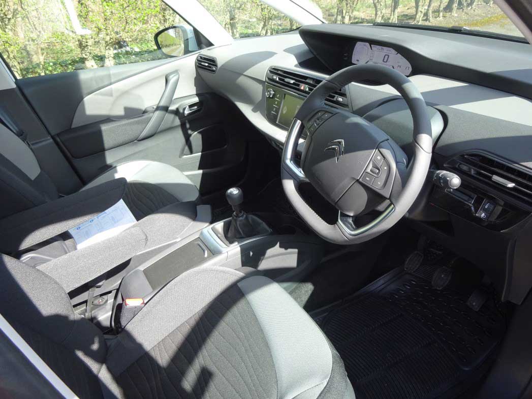 Update: new fleet arrivals @ Clarkson.... 4 Citroen Picasso 7 seater people carrier for hire